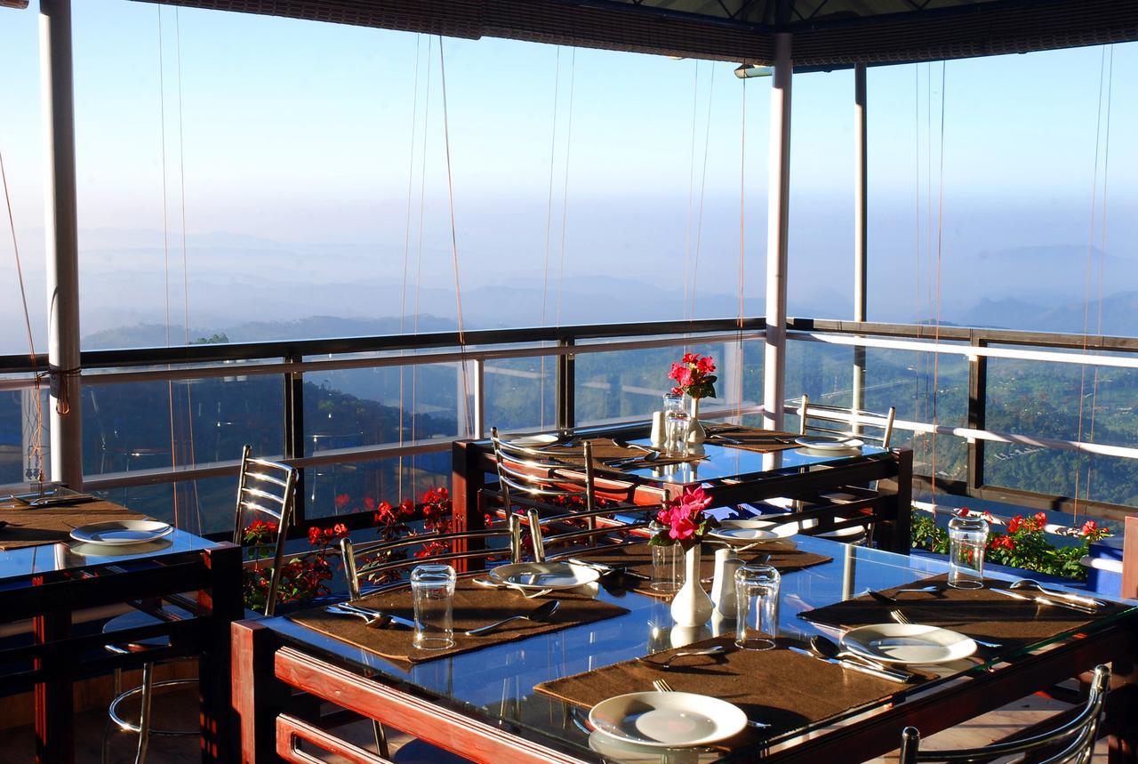 Bed and Breakfast Holly Hock Munnar Exterior foto